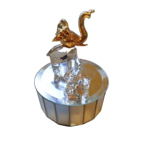 Gläserne spieluhr mit zwei - gläserne,