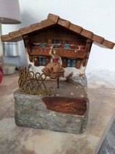 Alte Lador Spieluhr Berghütte