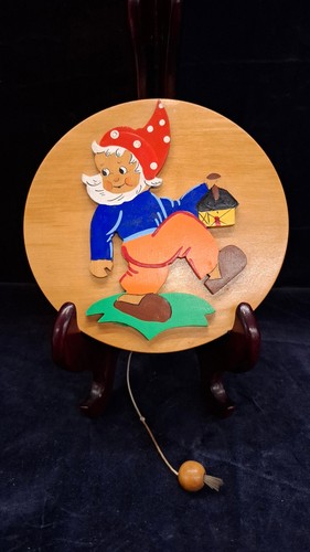 Vintage wandspieluhr zwerg - vintage,